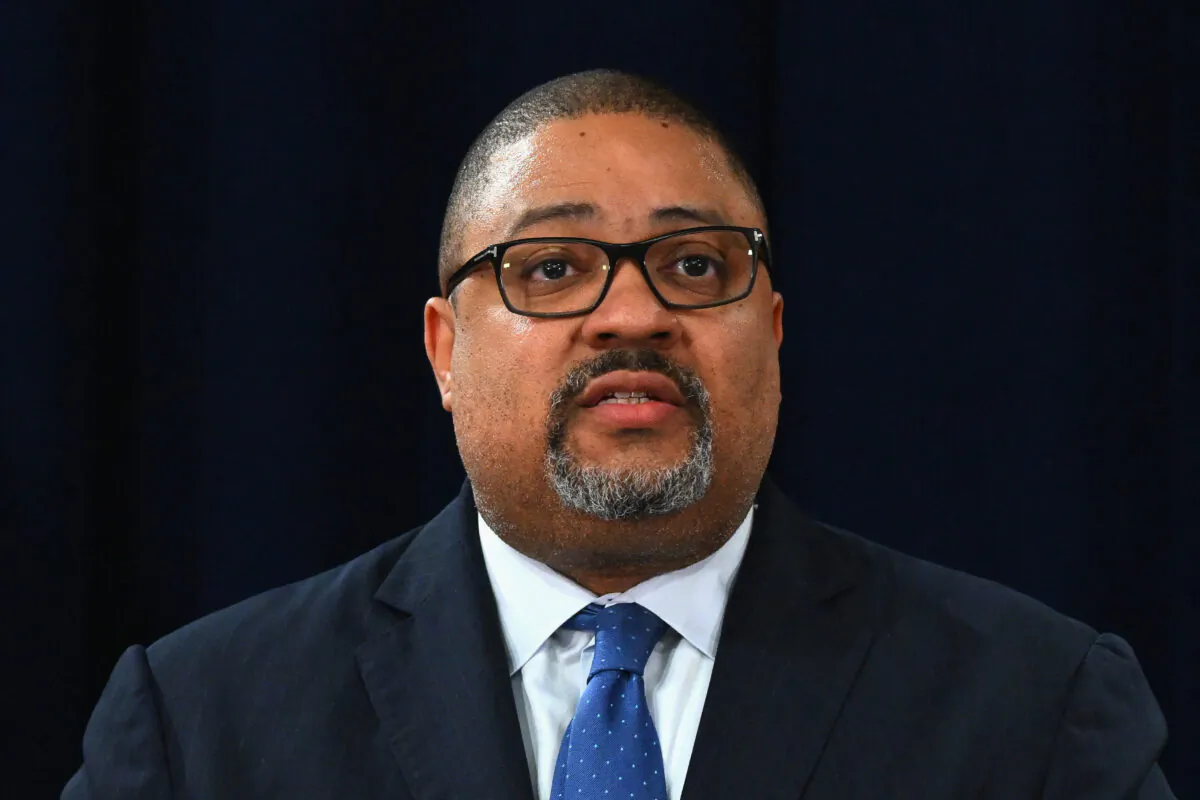 Manhattan District Attorney Alvin Bragg speaks in New York City on April 4, 2023. (Angela Weiss/AFP via Getty Images)