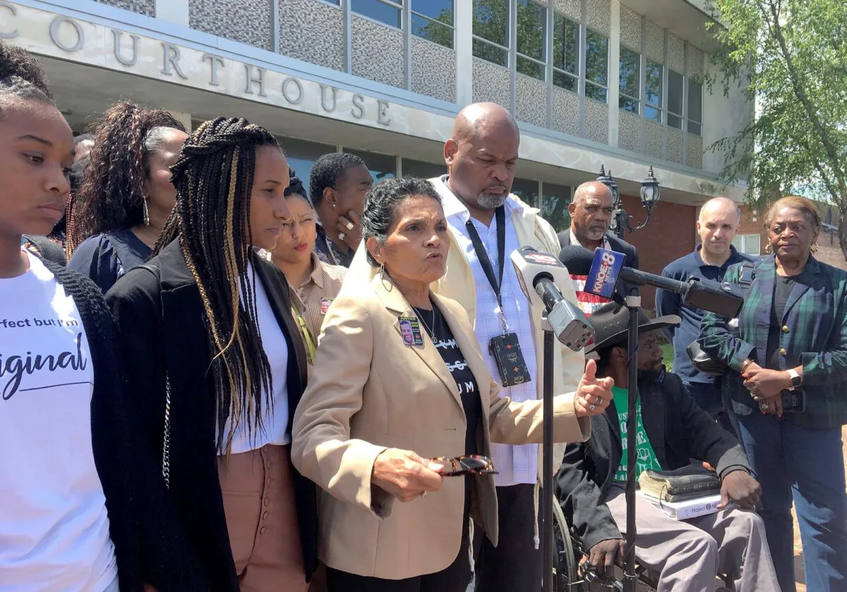 Mona Hardin, (C), mother of Ronald Greene, addresses members of the media outside the Union Parish Courthouse in Farmerville, La., on April 11, 2023. (Nancy Bergeron/Ruston Daily Leader via AP)