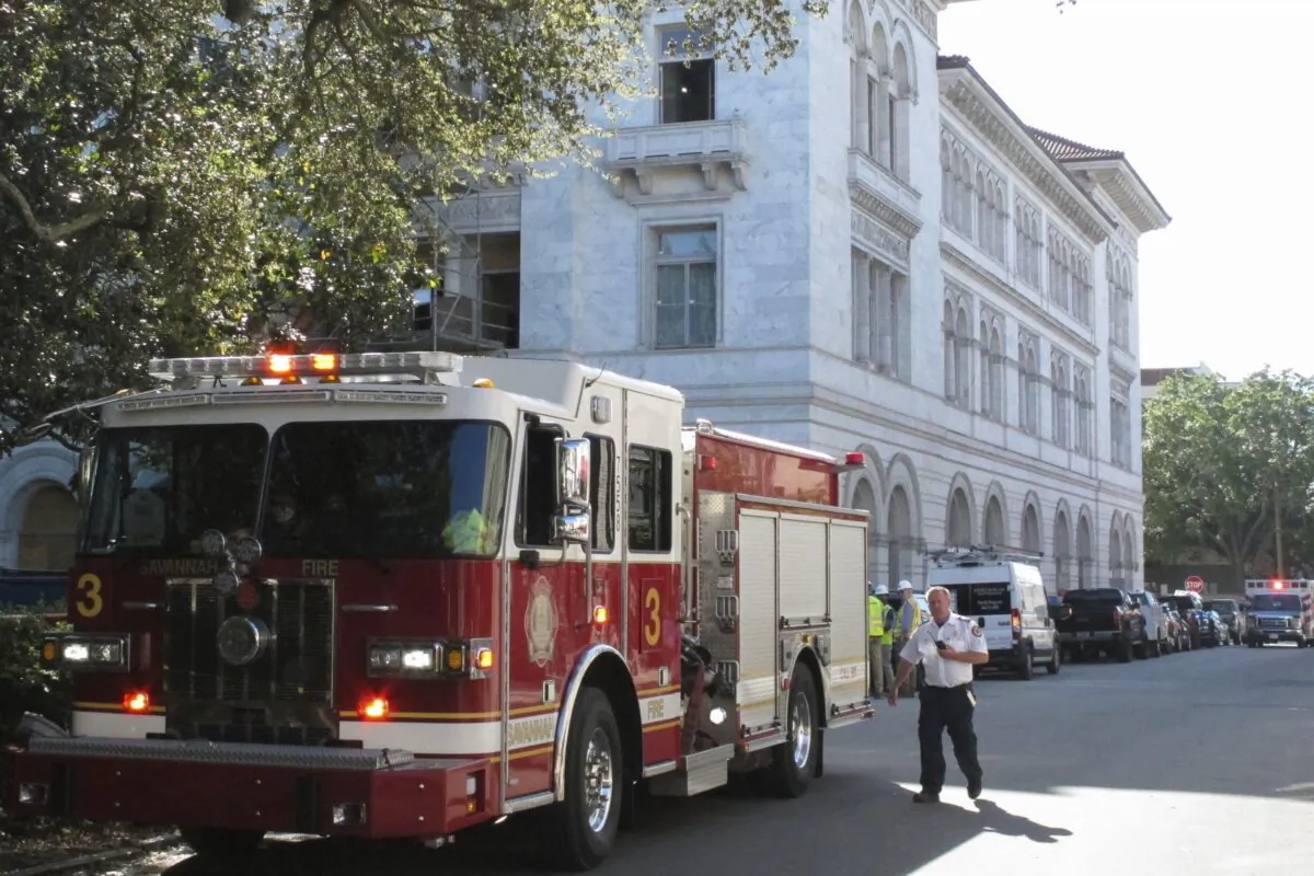 A firetruck sits outside the historic federal courthouse in Savannah, Ga., on April 11, 2023. (Russ Bynum/AP Photo)