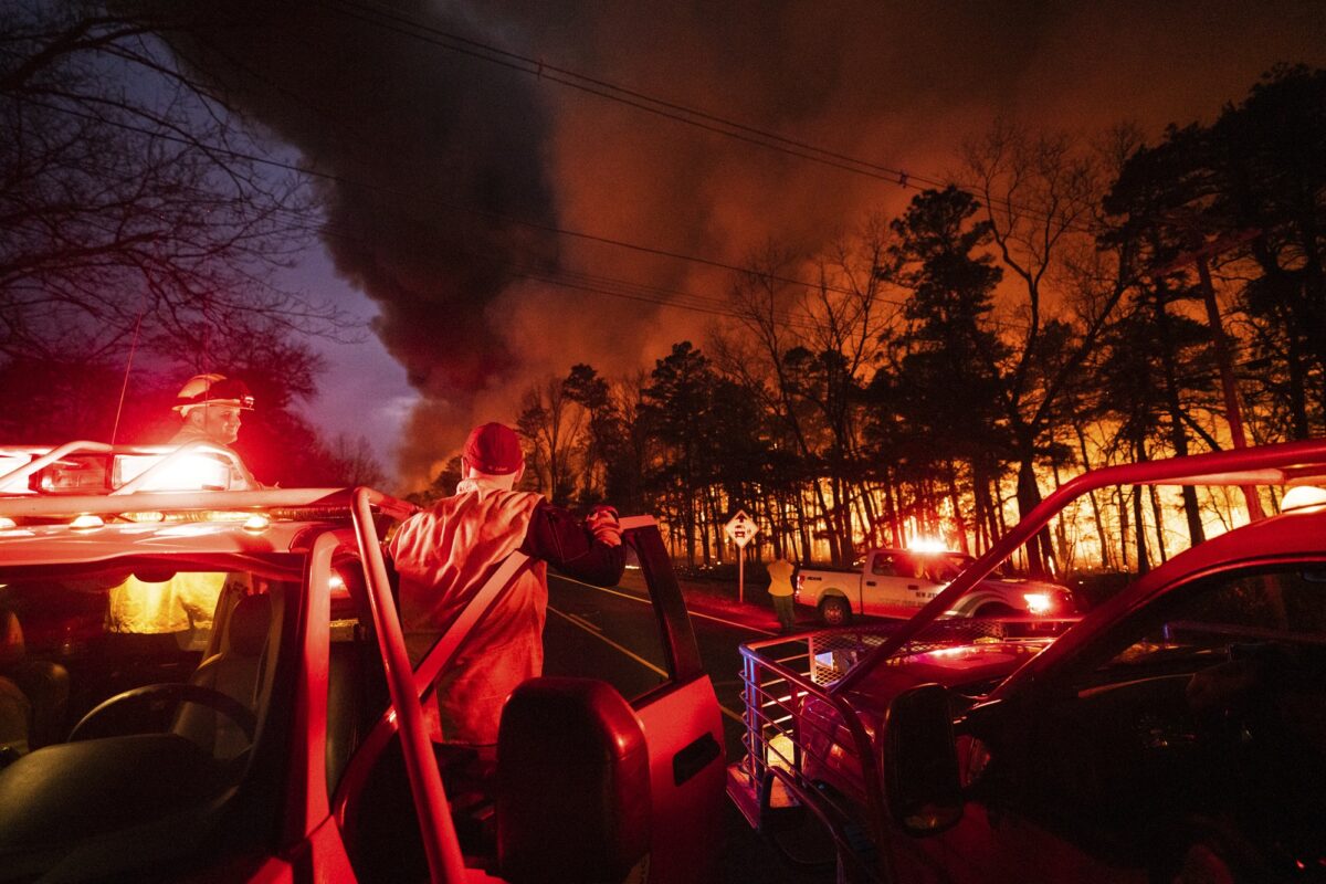 NextImg:Massive New Jersey Pine Barrens Fire Now Fully Contained
