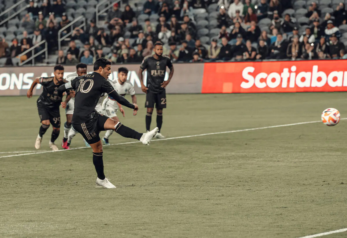 LAFC captain Carlos Vela (10) scores on a penalty kick against the Vancouver Whitecaps at BMO Stadium in Los Angeles on April 11, 2023. (LAFC)