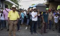 Mexican Migration Chief to Be Charged in Fire but Keep Job