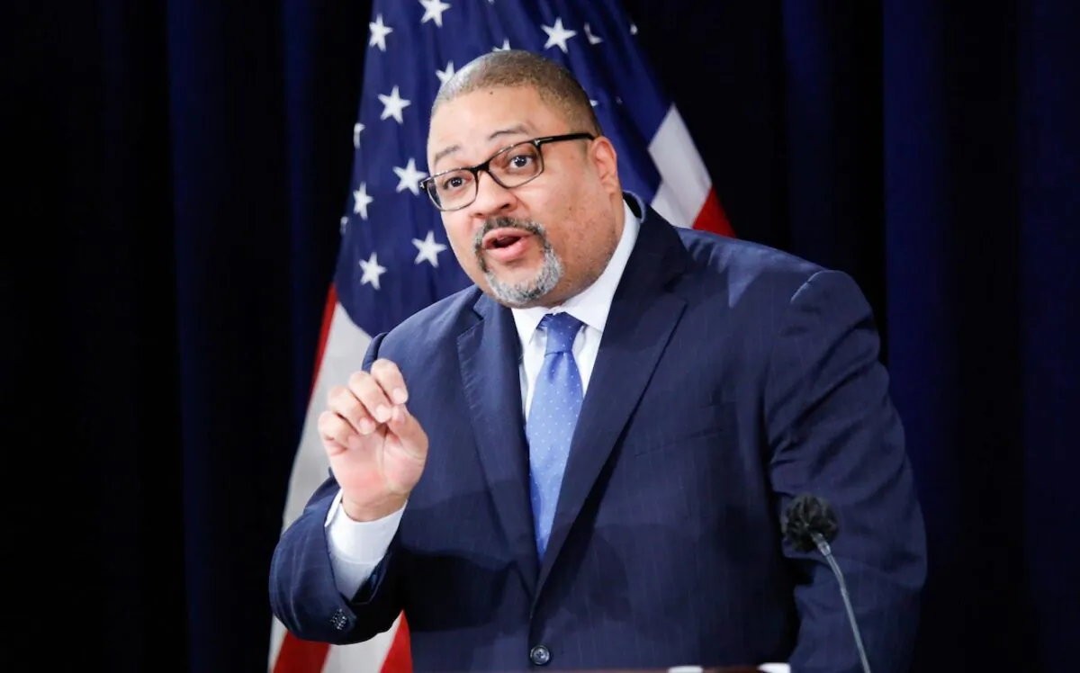 NEW YORK, NEW YORK - APRIL 04: Manhattan District Attorney Alvin Bragg speaks during a press conference following the arraignment of former U.S. President Donald Trump April 4, 2023 in New York City. Former U.S. President Donald Trump pleaded not guilty to 34 felony counts stemming from hush money payments in 2016. With his indictment, Trump will become the first former U.S. president in history to be charged with a criminal offense.   (Photo by Kena Betancur/Getty Images)