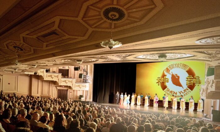 Philadelphia Theatergoer Impressed With Shen Yun's Passion and Discipline