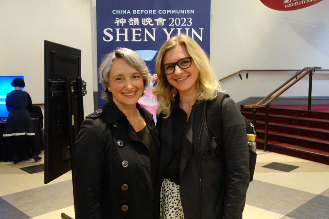 Natalia Stepura (L) and Olga Baranovskya (R) attend Shen Yun Performing Arts at the St. John Theatre in Wellington, New Zealand, on April 14, 2023. (Ren Xun/The Epoch Times)