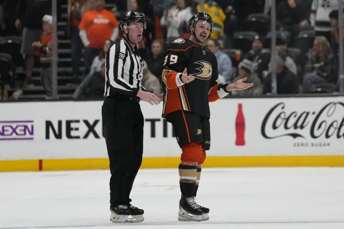 Anaheim Ducks center Sam Carrick (39) is ejected during the third period of an NHL hockey game against the Los Angeles Kings in Anaheim, Calif., on April 13, 2023. (Ashley Landis/AP Photo)