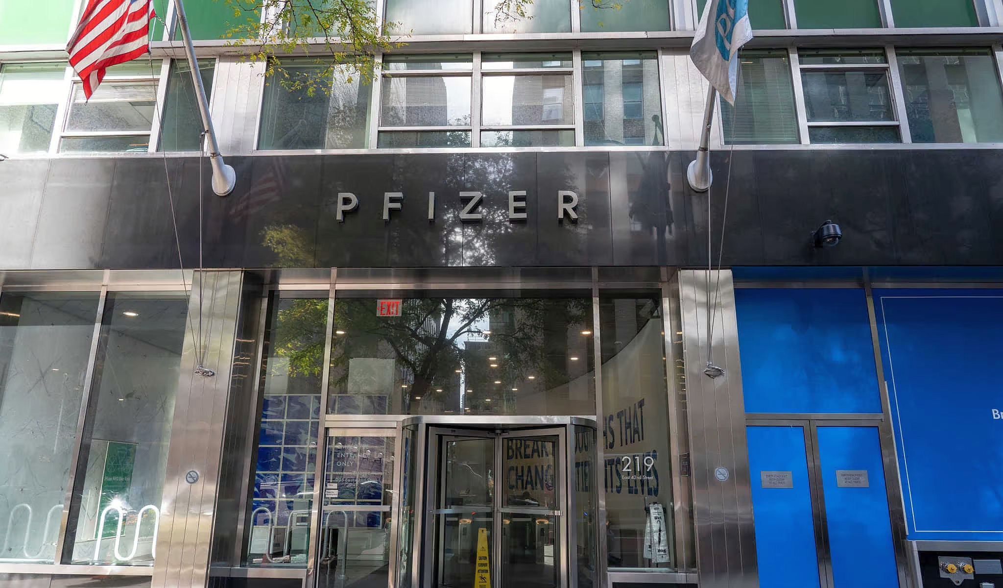 Pfizer Hid Data on Waning Immunity - Vimarsana News