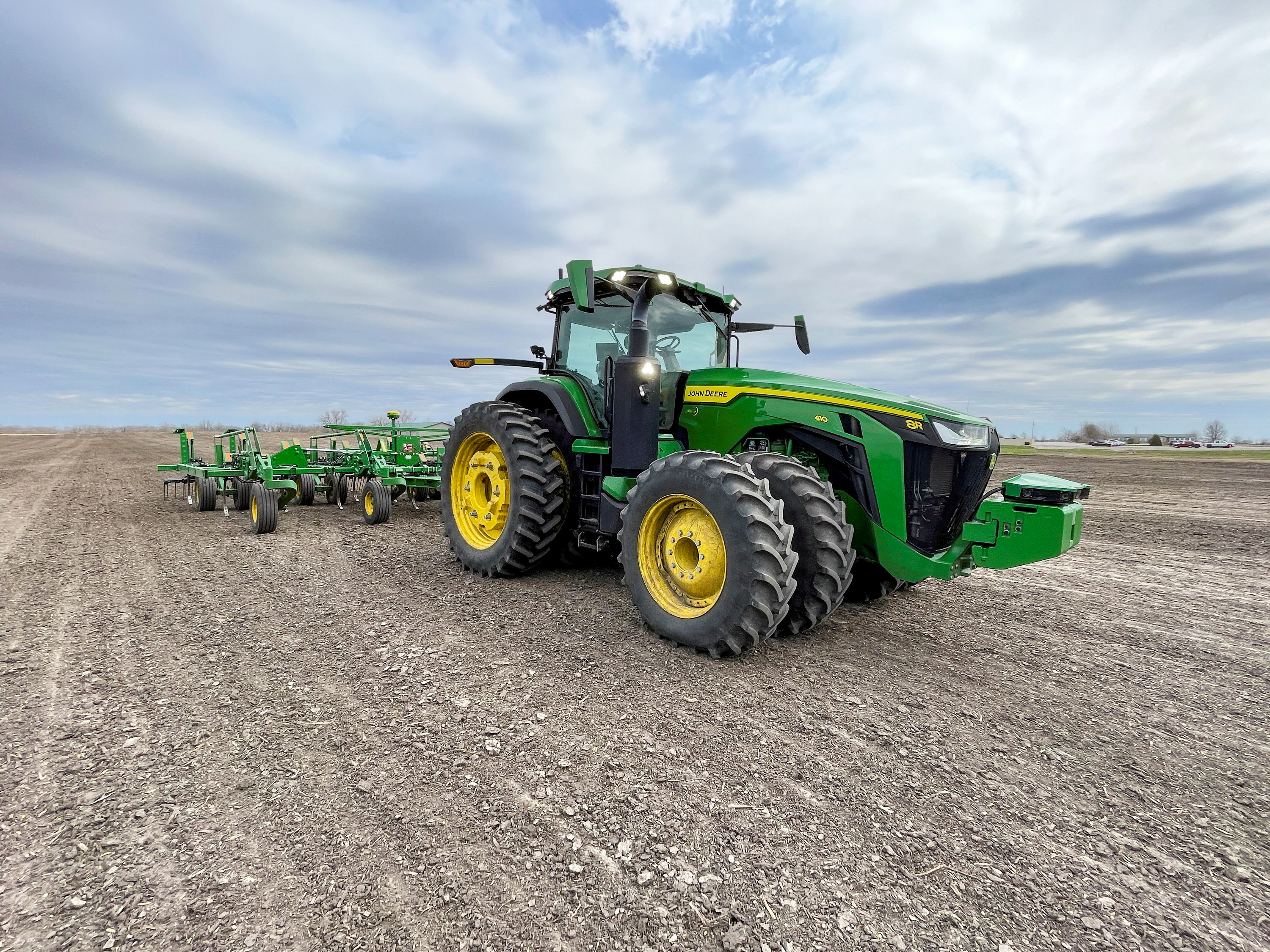 Colorado Approves Right-to-Repair Law So Farmers Can Fix Their Own Equipment - Vimarsana News