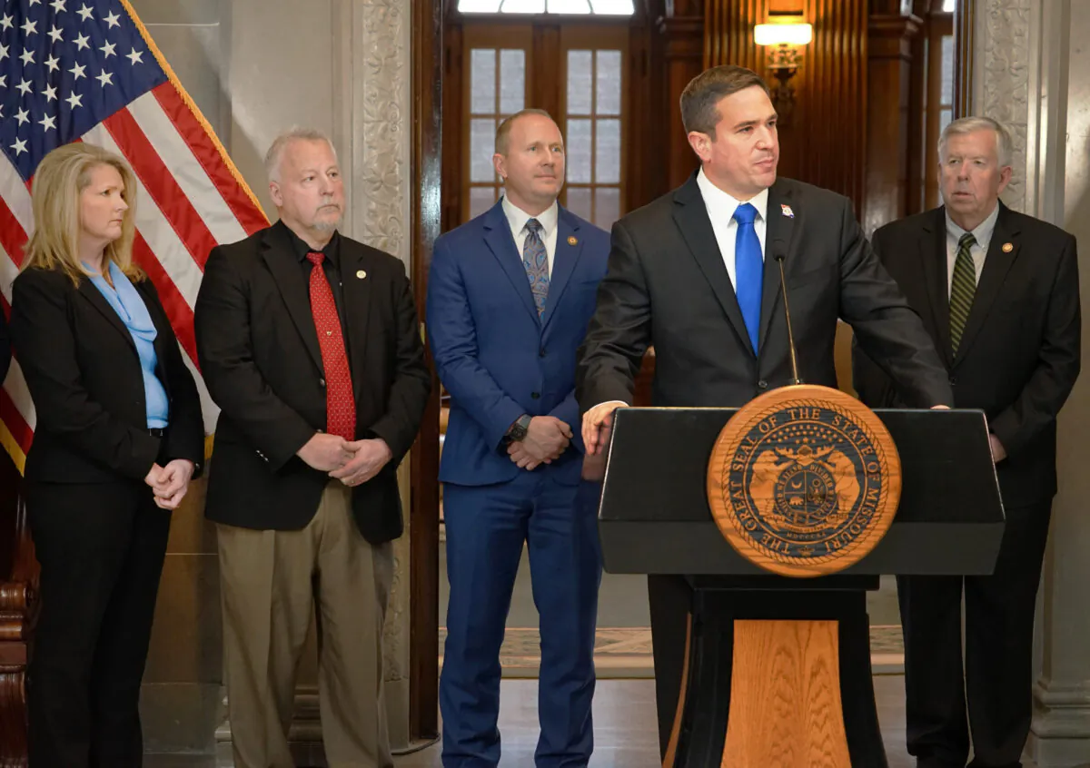 Missouri Attorney General Andrew Bailey (2nd R) speaks at a news conference with Missouri Gov. Mike Parson (R) on Feb. 24, 2023. (Courtesy of the Missouri Governor's Office)