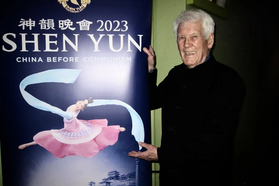 Desmond Thompson enjoyed Shen Yun Performing Arts at the 
 Eventim Apollo, in London, on April 14, 2023. (Bao Yuan/The Epoch Times)