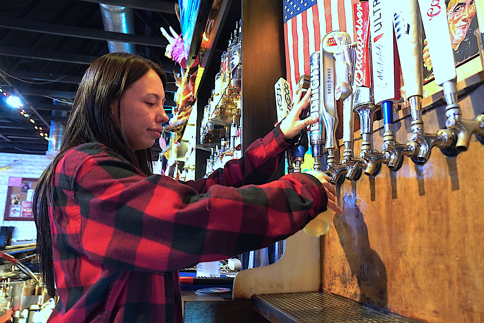 Loyal Budweiser Light Drinkers Switch Brews Over Transgender Label Controversy - Vimarsana News