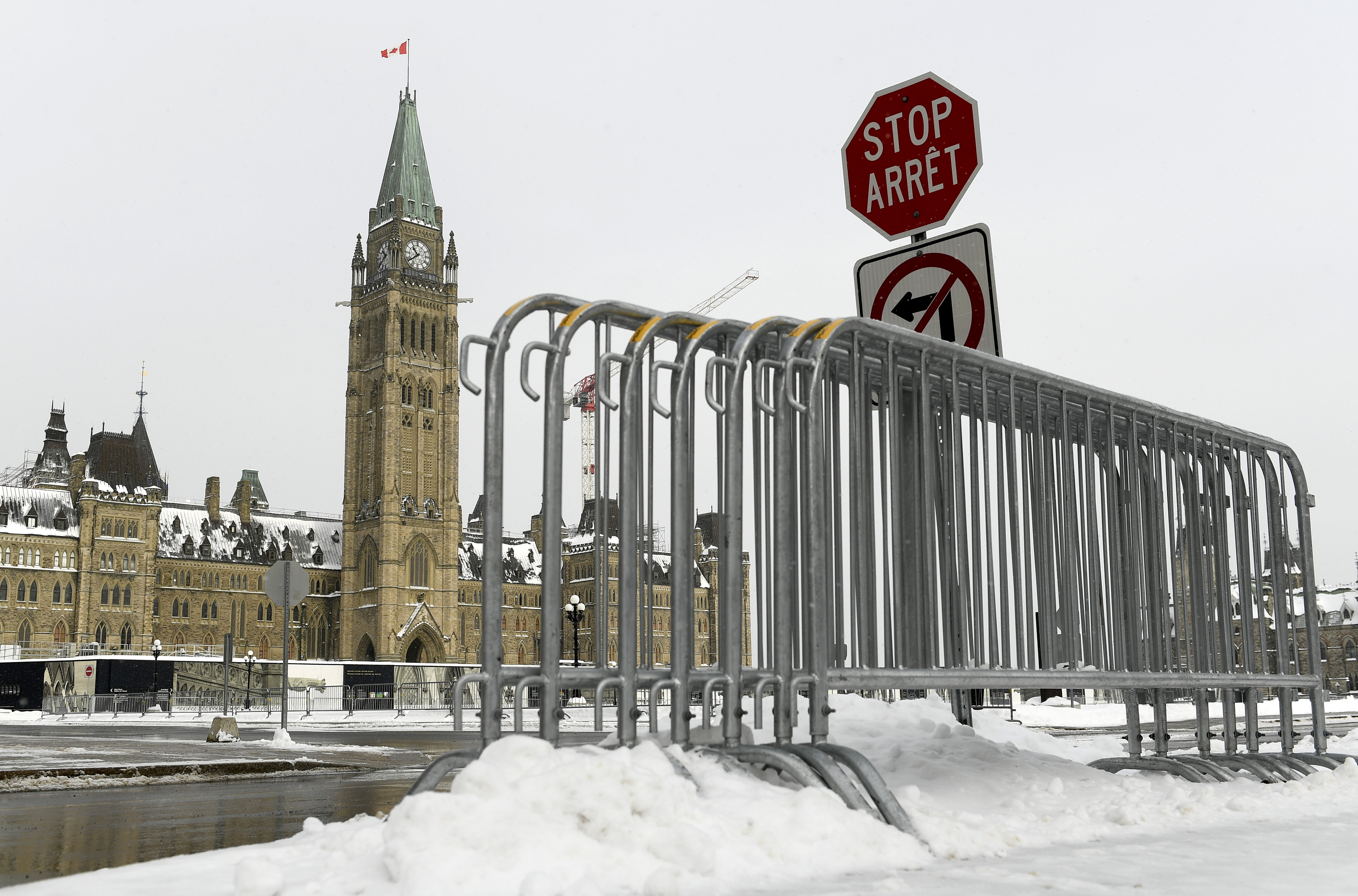 Ottawa Mayor Rejects Feds' Offer to Take Over Wellington Street to Keep It Closed in the Wake of Freedom Convoy - Vimarsana News