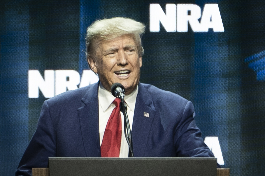 NextImg:Trump Breaks Instagram Silence With First Post Since Ban