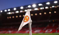 Manchester United Tanks on Report Glazers May Avoid Sale With New Investment