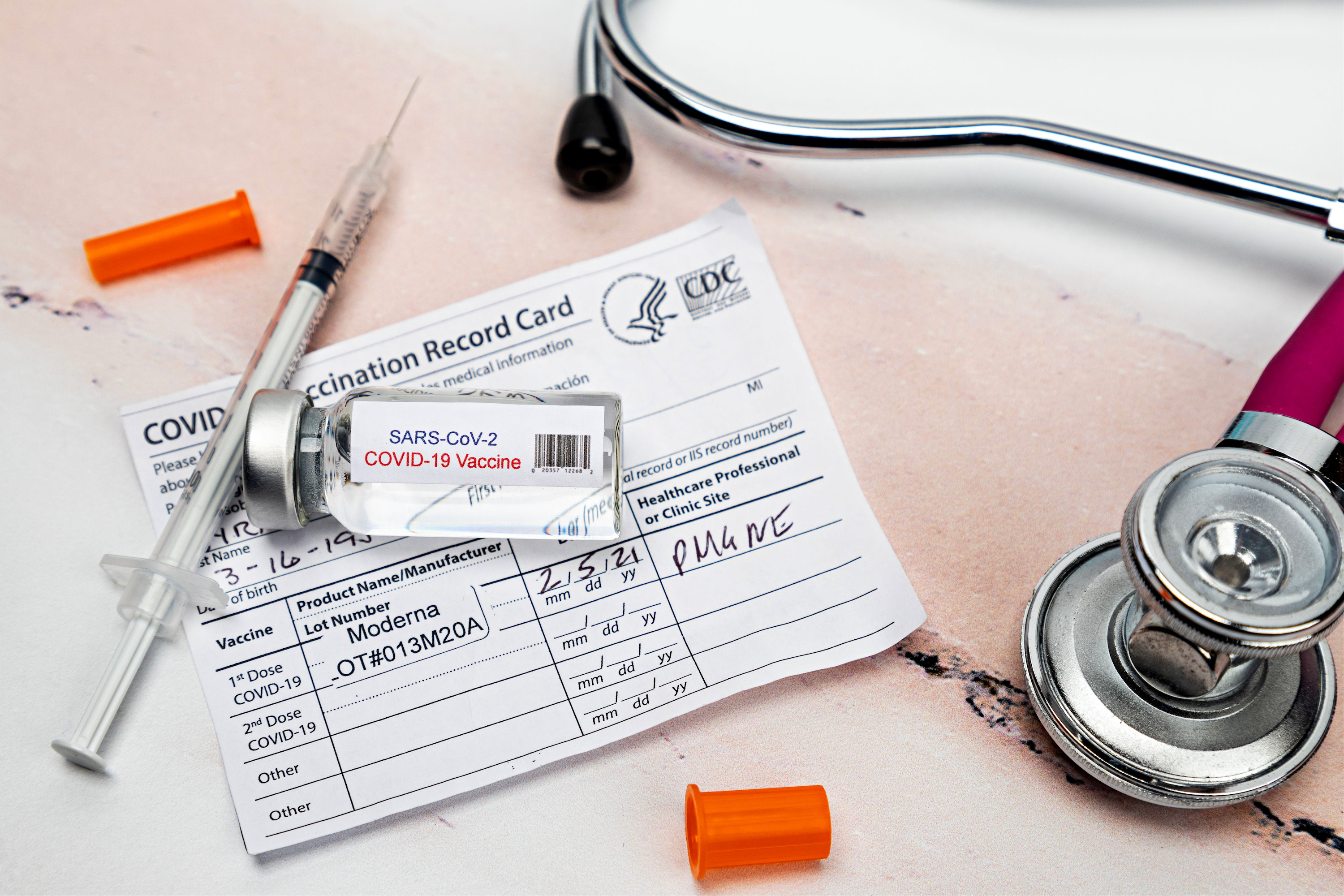 Media Covers Up Tracking of Unvaccinated People - Vimarsana News