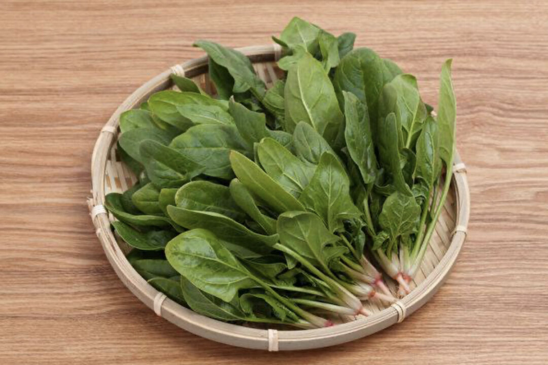 Spinach is a popular choice at the dinner table and a beneficial addition to your diet. This leafy green vegetable is known for supporting vision, brain function, and bone health, and for its potential to prevent cardiovascular disease and cancer. (Shutterstock)