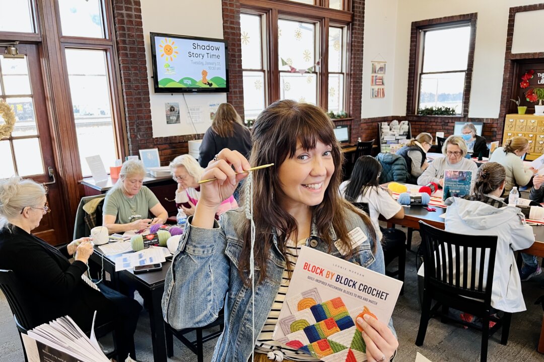 Suzy Bomgardner, the outgoing library director at Unicoi County Public Library in Erwin, Tenn., at a crochet class offered by the library. (Courtesy of Suzy Bomgardner)