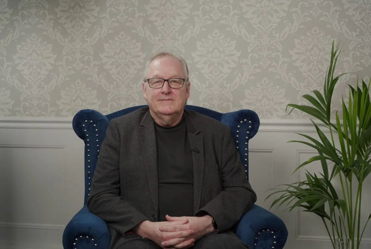 Howard Cox, founder of the FairFuel UK campaign, sits for a photograph in London, England on April 5, 2023. (NTD)