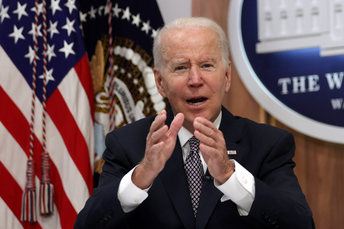 NextImg:Biden Wants World to Follow Example of New EPA Tailpipe Standards