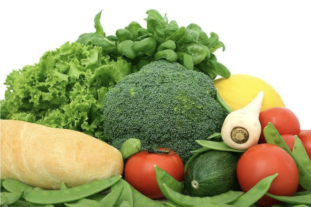 Thirty-three registered dietitians in Japan listed the top five foods they eat daily and their reasons for eating them. (Robert Owen-Wahl/Pixabay)