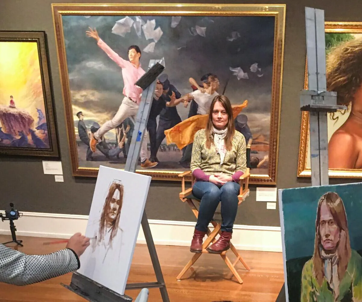 British artist Paula Wilson models for finalists of the 5th NTD International Figure Painting Competition in New York in 2019. (Courtesy of Paula Wilson)