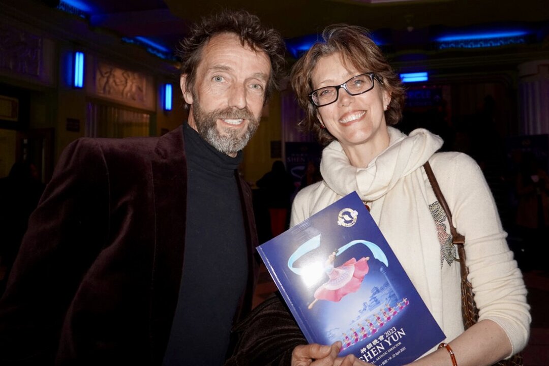 Former ballet dancers Joss and Kimberly Urch at Shen Yun at the Eventim Apollo venue, in London, on April 20, 2023. (Mary Mann/The Epoch Times)