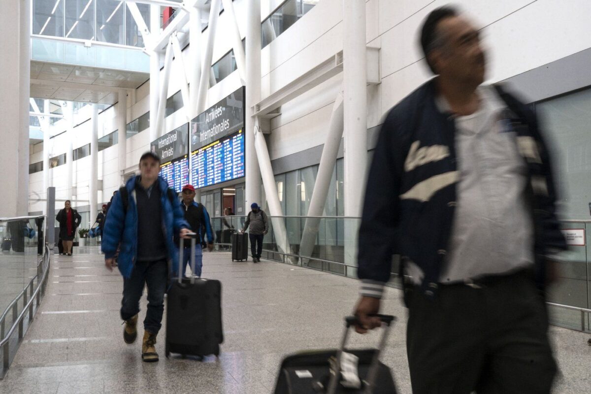 NextImg:Federal Strike Could Push Air Passenger Complaints Processing Beyond 18 Months