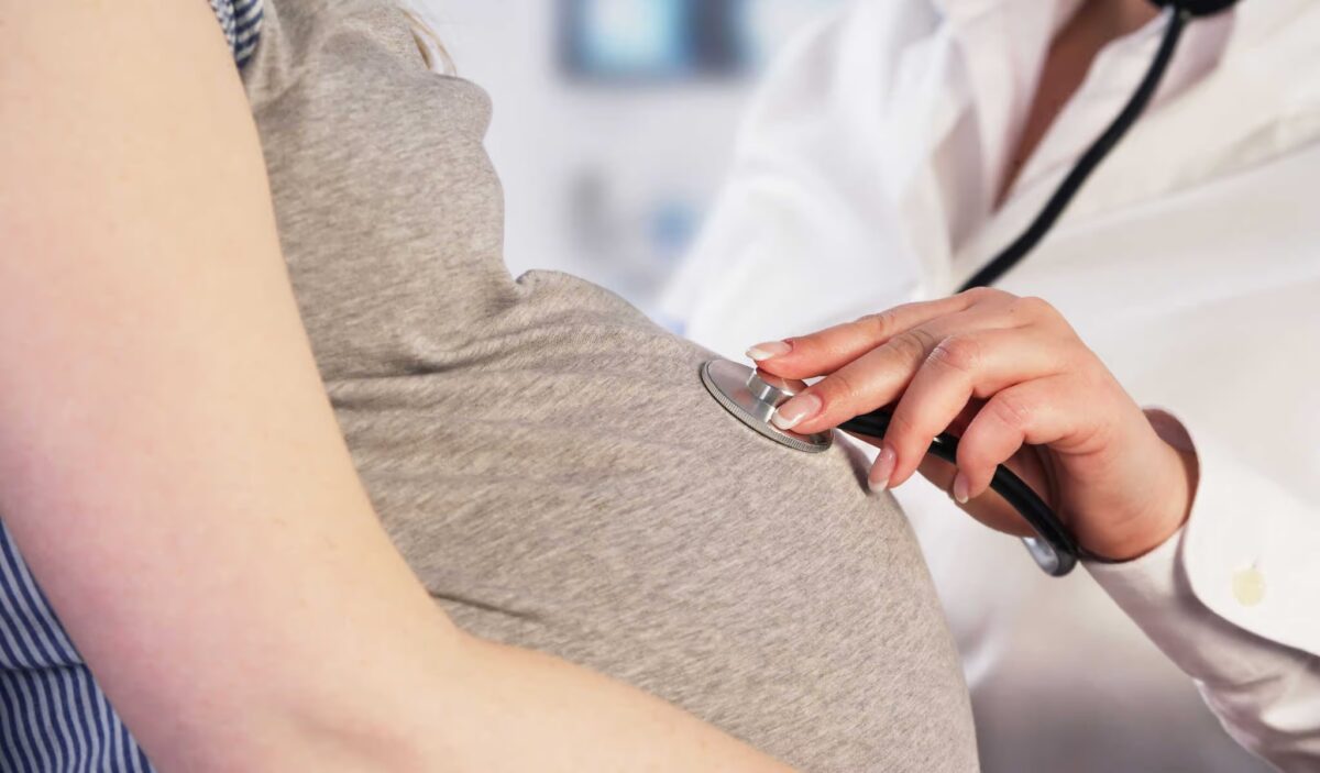 Toxic Chemicals Used in Plastics, Cosmetics Found in Pregnant Women's Blood