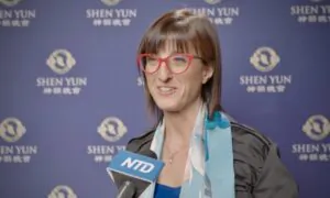 Italian Singer: I Would Watch Shen Yun One More Time