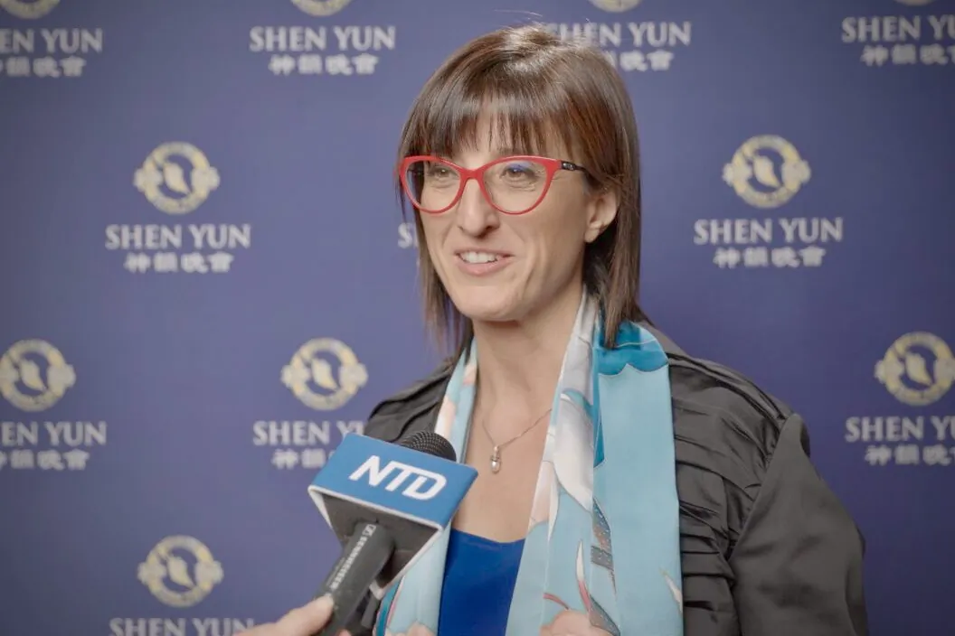 Federica Tovoli at the Shen Yun Performing Arts performance at Teatro Regio Torino on April 19, 2023. (NTD)