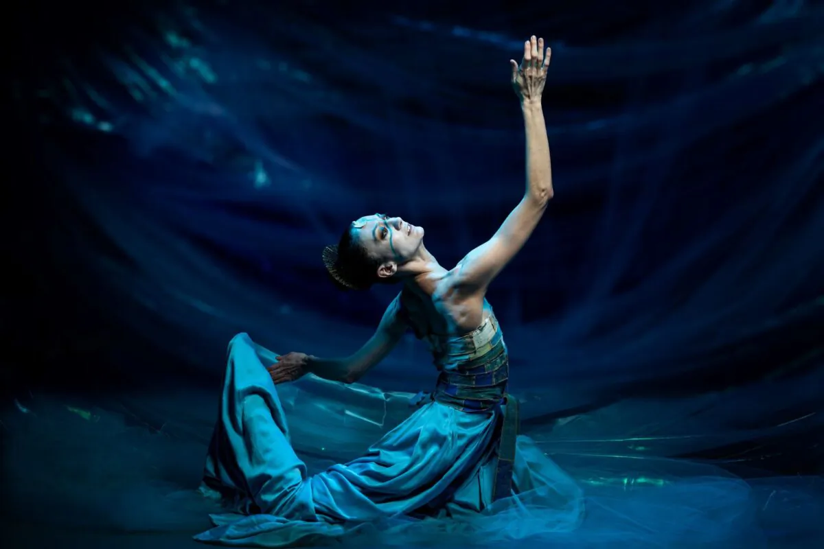 "The Little Mermaid" is currently performed by the Joffrey Ballet in Chicago. (Todd Rosenberg)