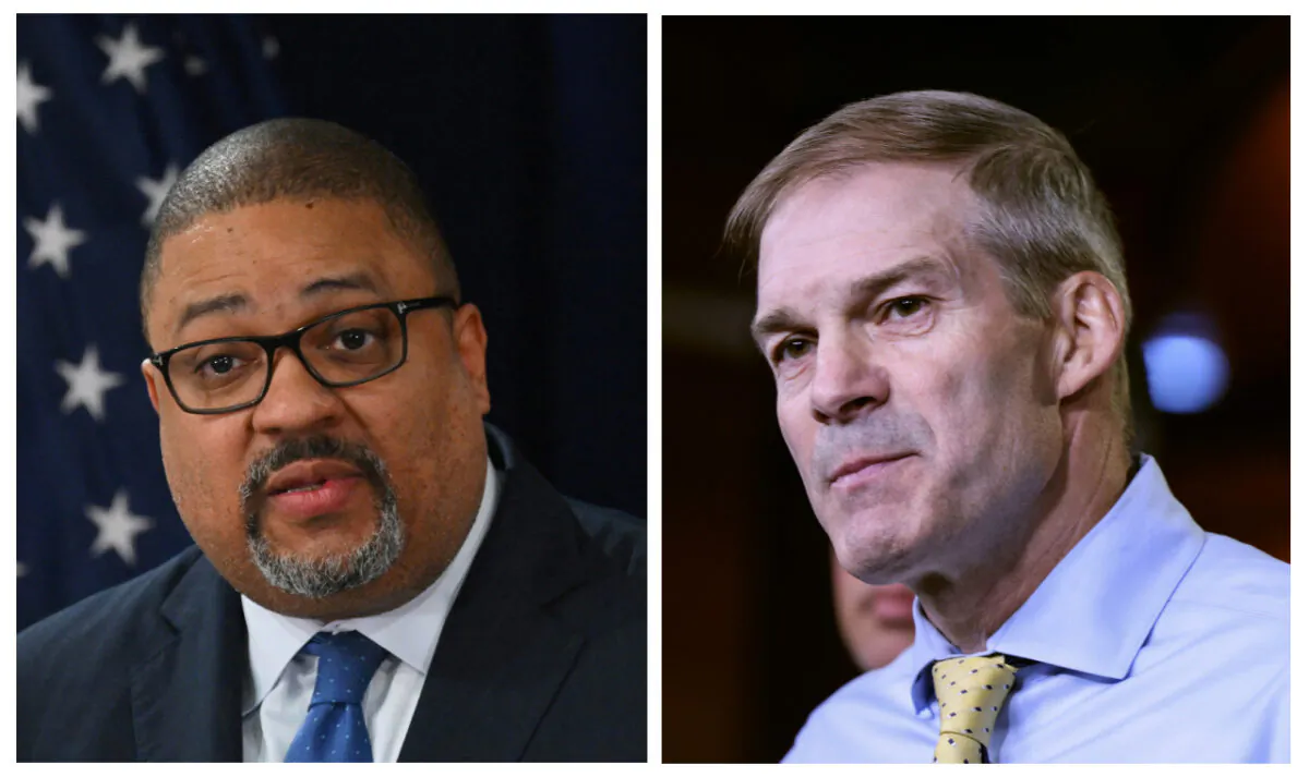 L: Manhattan District Attorney Alvin Bragg outside the Manhattan Federal Court in New York on April 4, 2023. (Angela Weiss/AFP via Getty Images) R: Rep. Jim Jordan (R-Ohio) in Washington on July 21, 2021. (Anna Moneymaker/Getty Images)