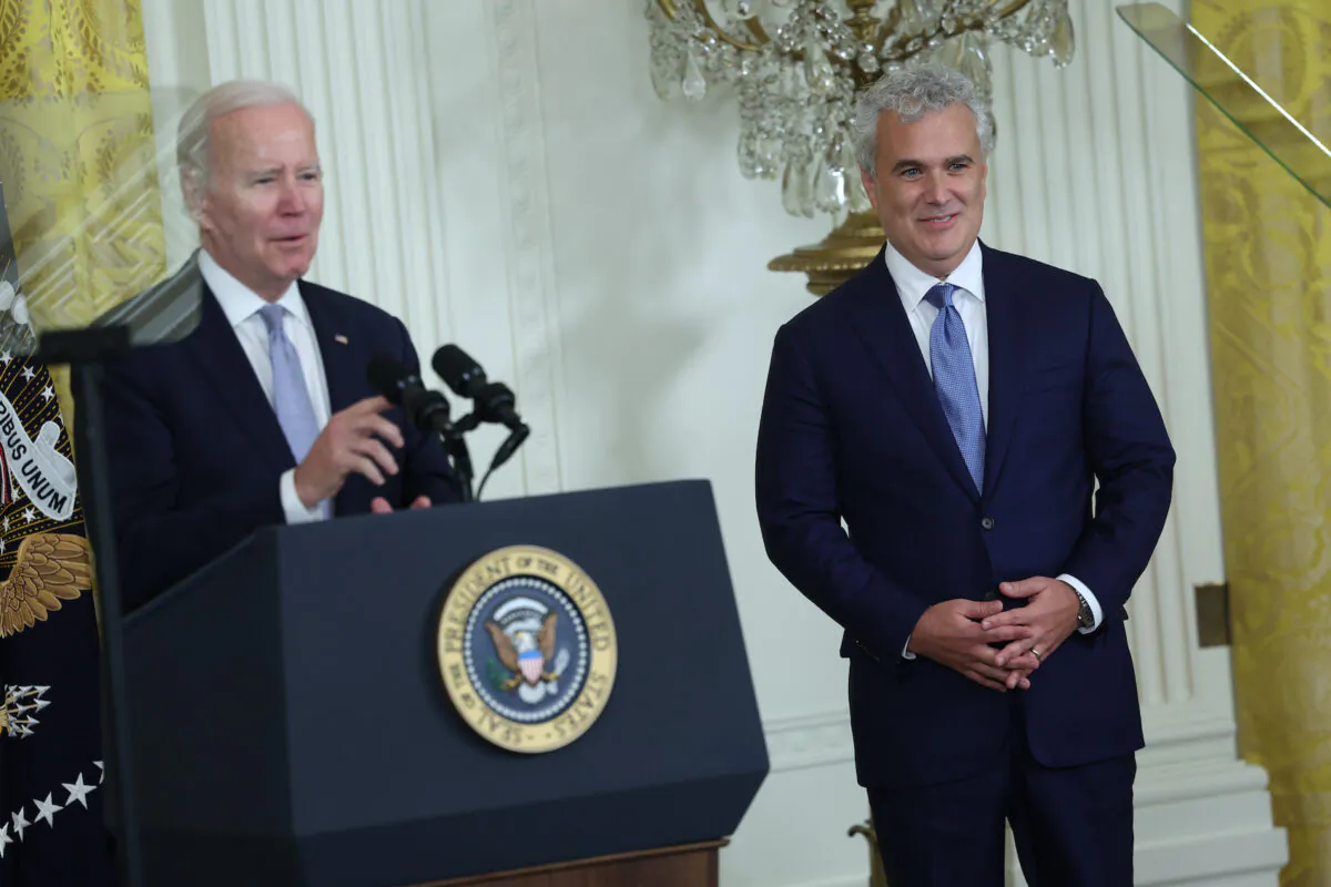 Incoming chief of staff Jeffrey Zients listens as U.S. President Joe Biden delivers remarks during an event to welcome Zients in the East Room of the White House in Washington on Feb. 1, 2023. (Kevin Dietsch/Getty Images)