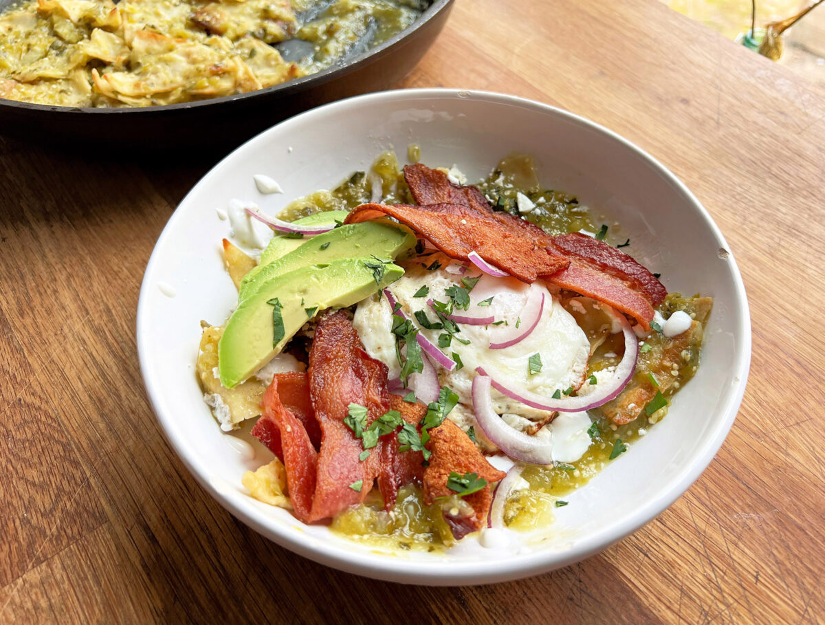 NextImg:Chilaquiles Verde Is a Magical Mexican Breakfast