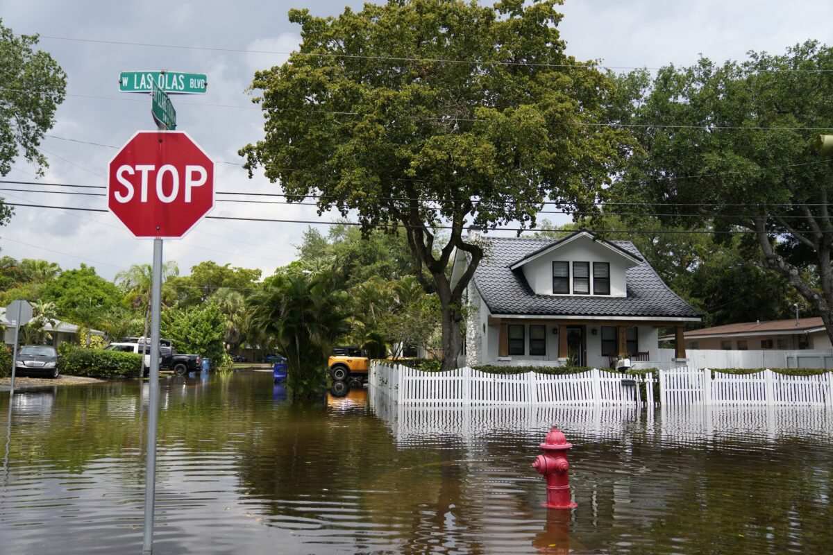 NextImg:DeSantis Seeks Federal Aid for Fort Lauderdale Flood Victims