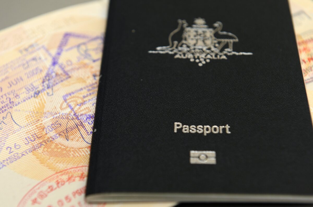 NextImg:Kiwis Granted Direct Citizenship Pathway in Australia in 'Historic Decision,' NZ PM Says