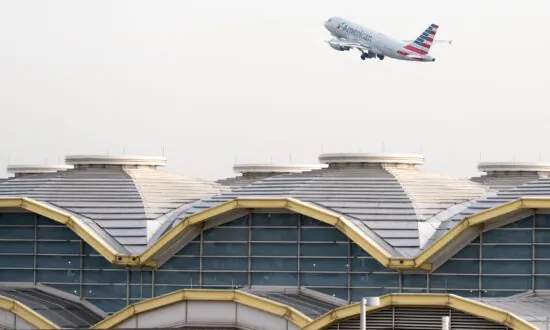 American Airlines Struggles With Pilot Deficit, Grounds 150 Aircraft