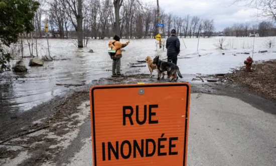 State of Emergency Declared in Quebec Town Due to Flood Risk, More Towns Evacuating