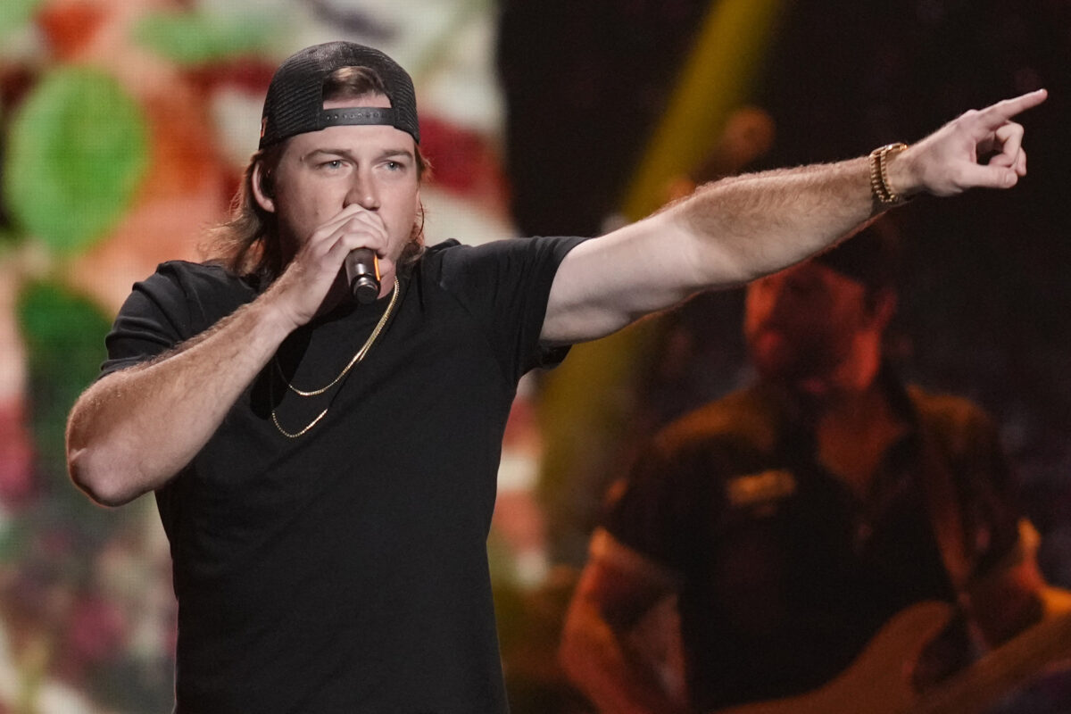 NextImg:Morgan Wallen Cancels Ole Miss Show After Losing His Voice
