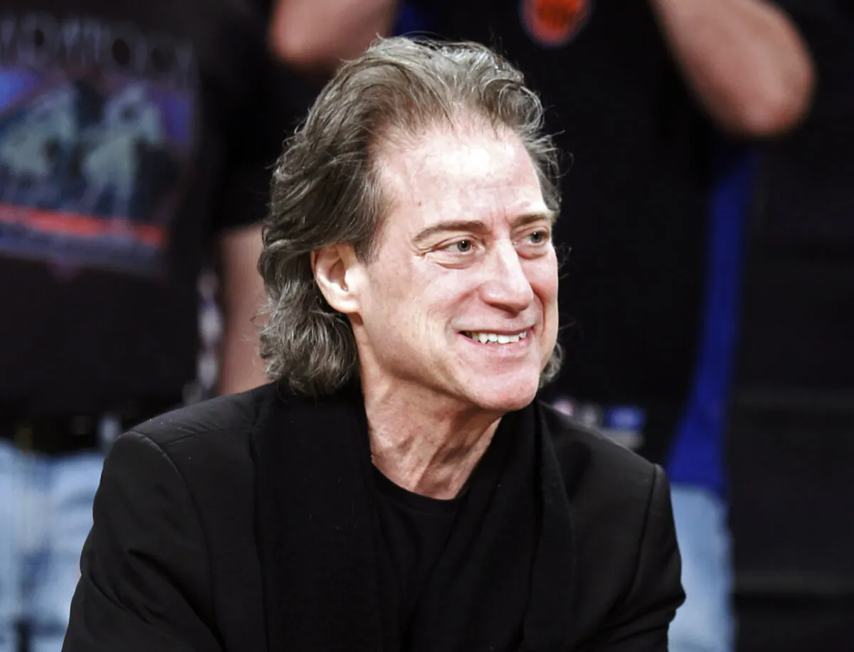Comedian Richard Lewis attends an NBA basketball game in Los Angeles on Dec. 25, 2012. (Alex Gallardo/AP Photo)