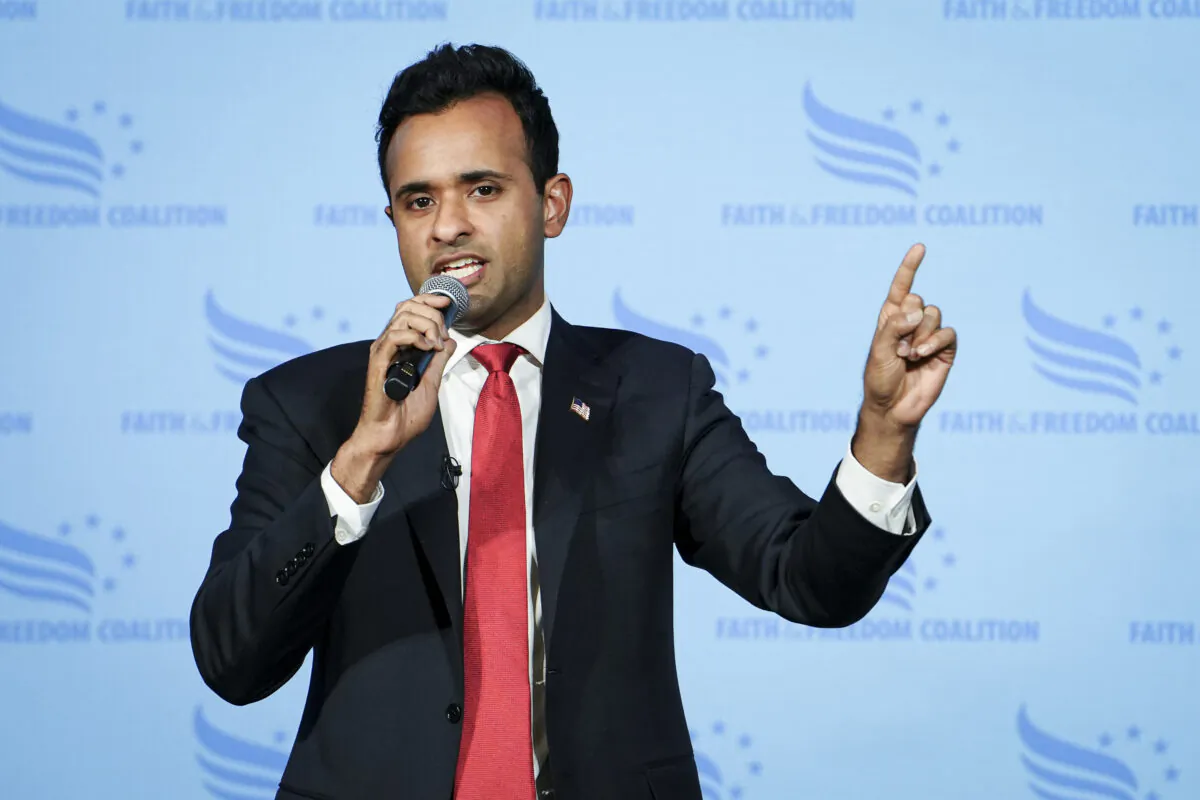 Republican presidential candidate Vivek Ramaswamy speaks at the Iowa Faith & Freedom Coalition in Clive, Iowa, on April 22, 2023. (Madalina Vasiliu/The Epoch Times)