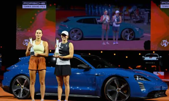 Swiatek Beats Sabalenka in Straight Sets to Win Stuttgart Title