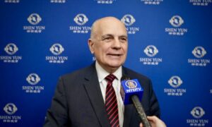 Shen Yun ‘Allows Us to Rediscover Our Ancient Values,’ Says Academic