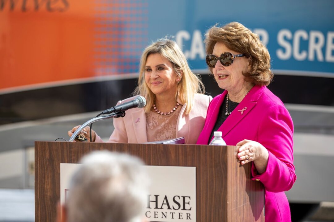 Pennsylvania state Sen. Kim Ward (L) and Pat Halpin-Murphy, president and founder of the Pennsylvania Breast Cancer Coalition, speak about BRCA testing in this undated photo. (Courtesy of Sen. Kim Ward)
