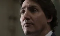 Trudeau Says Canada to Conduct Airlifts out of Sudan, Has Two Ships Off Its Coast