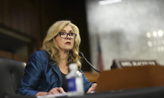 Iran Money Freeze: Blackburn Steps Up