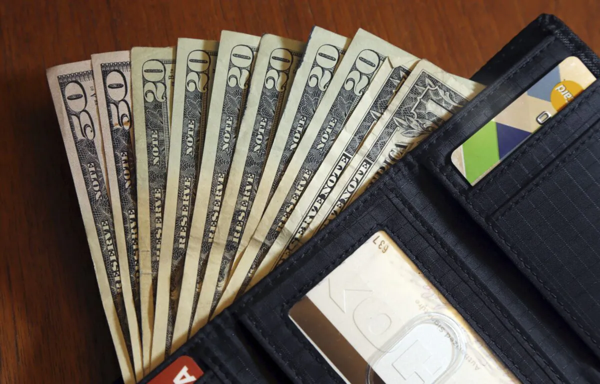 Having the right amount of financial confidence, or belief in our money-related abilities, can help us make better financial decisions, experts say. (Elise Amendola/AP)