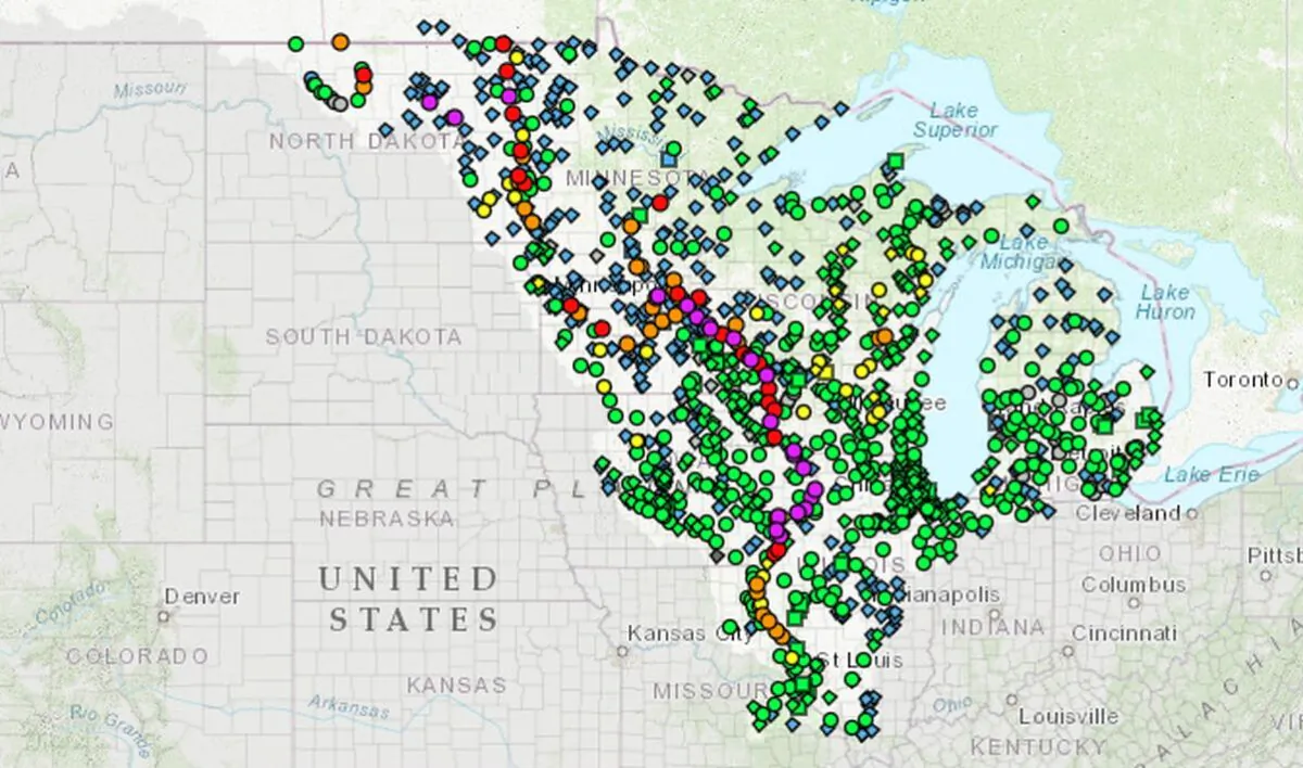 A screenshot taken on April 26, 2023, shows "major" river flooding (in purple) along the Mississippi River. (National Weather Service via The Epoch Times)