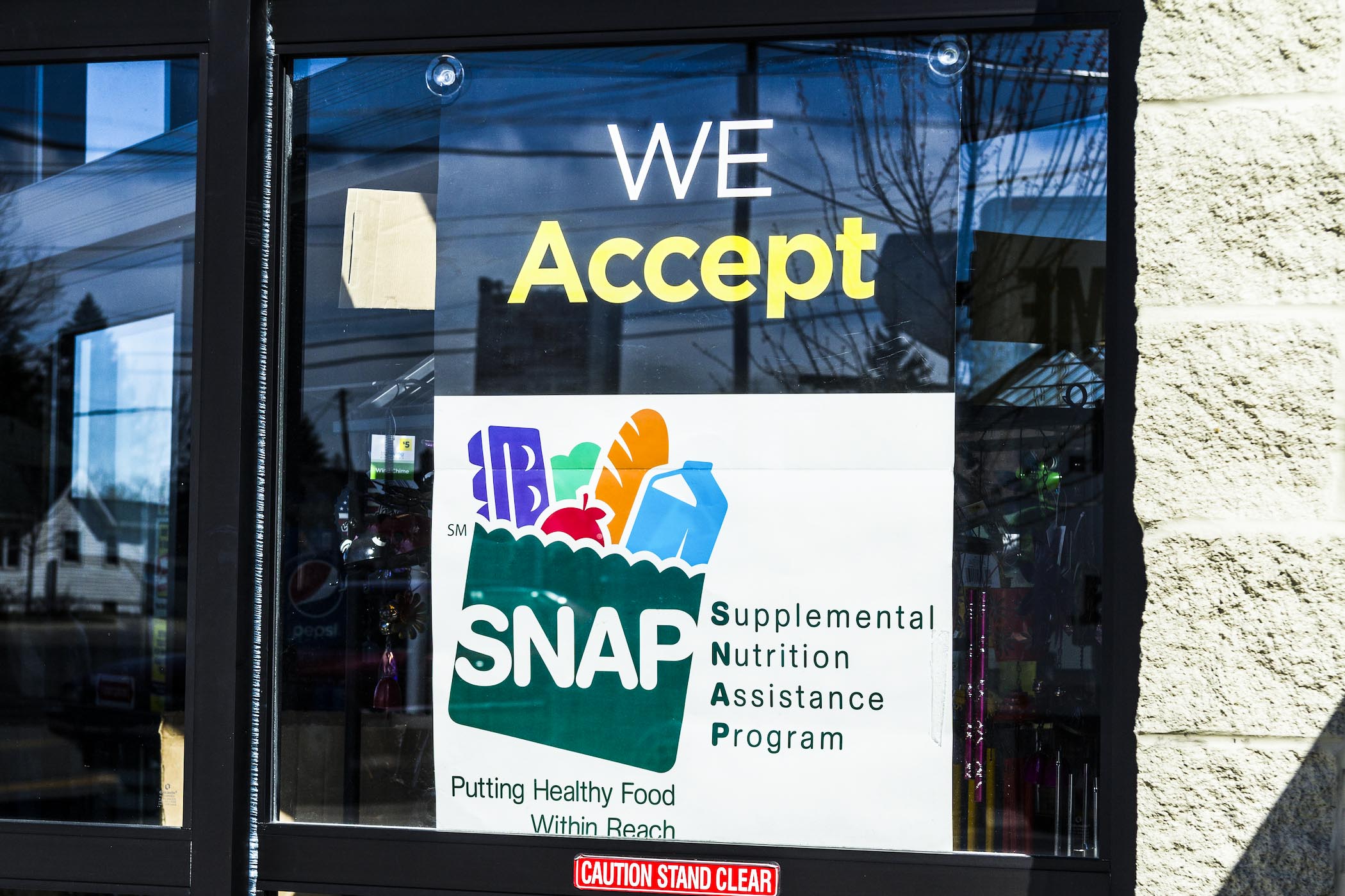 Dollar Stores Feed More Americans Than Whole Foods - Vimarsana News