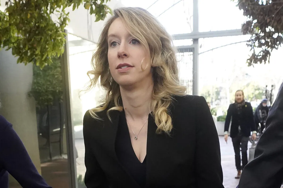Former Theranos CEO Elizabeth Holmes arrives at federal court in San Jose, Calif., on March 17, 2023. (Jeff Chiu/AP Photo)